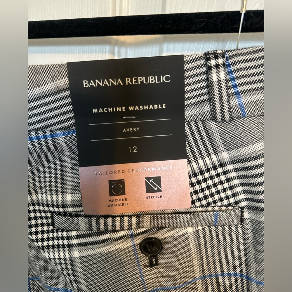 COPY - Banana Republic Size 12R Mid-Rise Plaid Ankle Length Pant - Picture 2 of 3